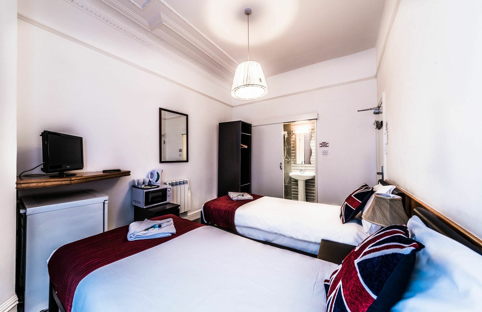 Hellenic Hotel By Saba Лондон Екстер'єр фото